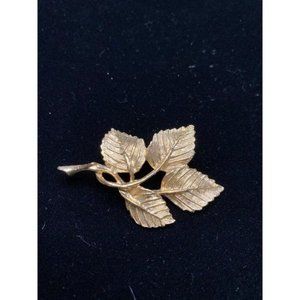 Signed DuBarry Fifth Avenue Vintage Leaf Brooch